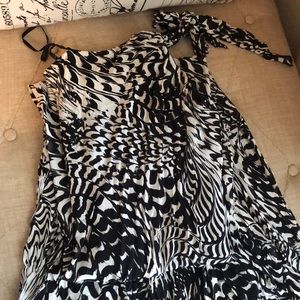 White House black market stunning gown